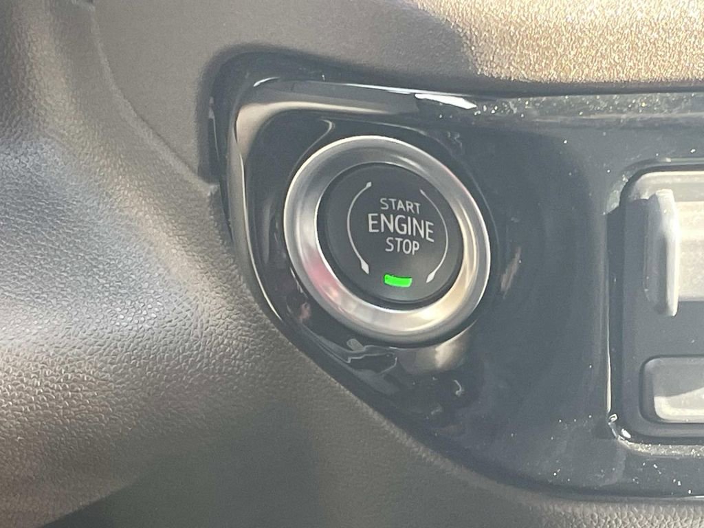 Used 2023 Chevrolet Silverado 1500 LTZ w/ Technology Package image 23