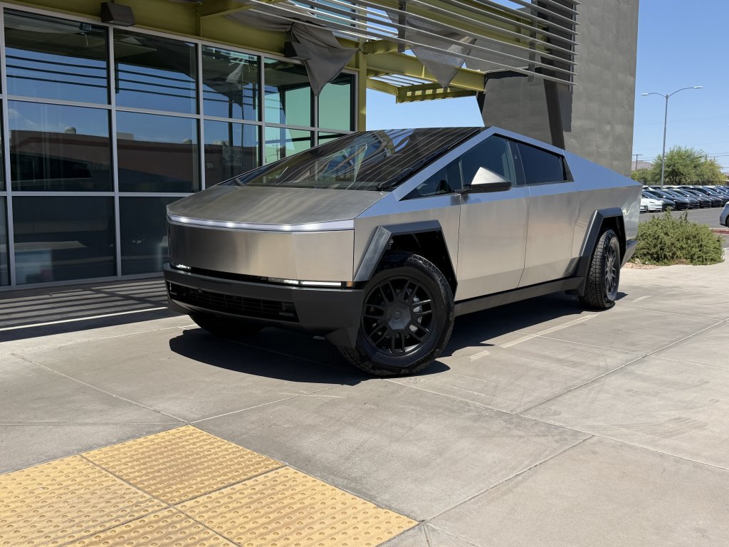 Used 2024 Tesla Cybertruck AWD Crew Cab
