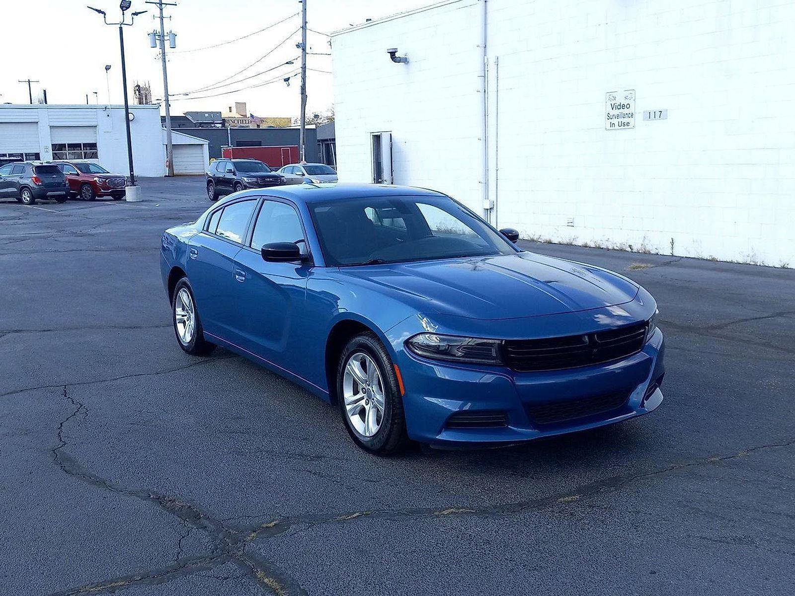 Used 2023 Dodge Charger SXT image 1