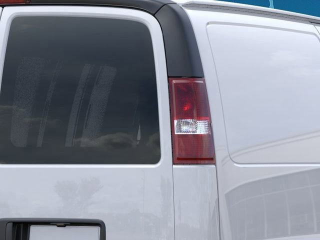 New 2026 Chevrolet Express 2500 w/ Driver Convenience Package RWD image 11