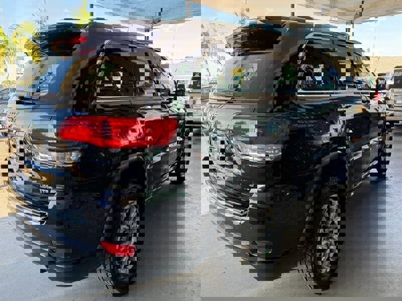 Used 2015 Jeep Grand Cherokee Limited image 10