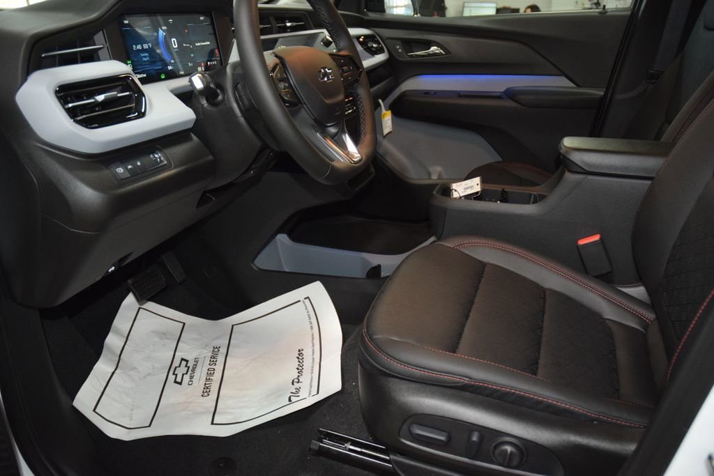 New 2027 Chevrolet Bolt RS FWD image 35