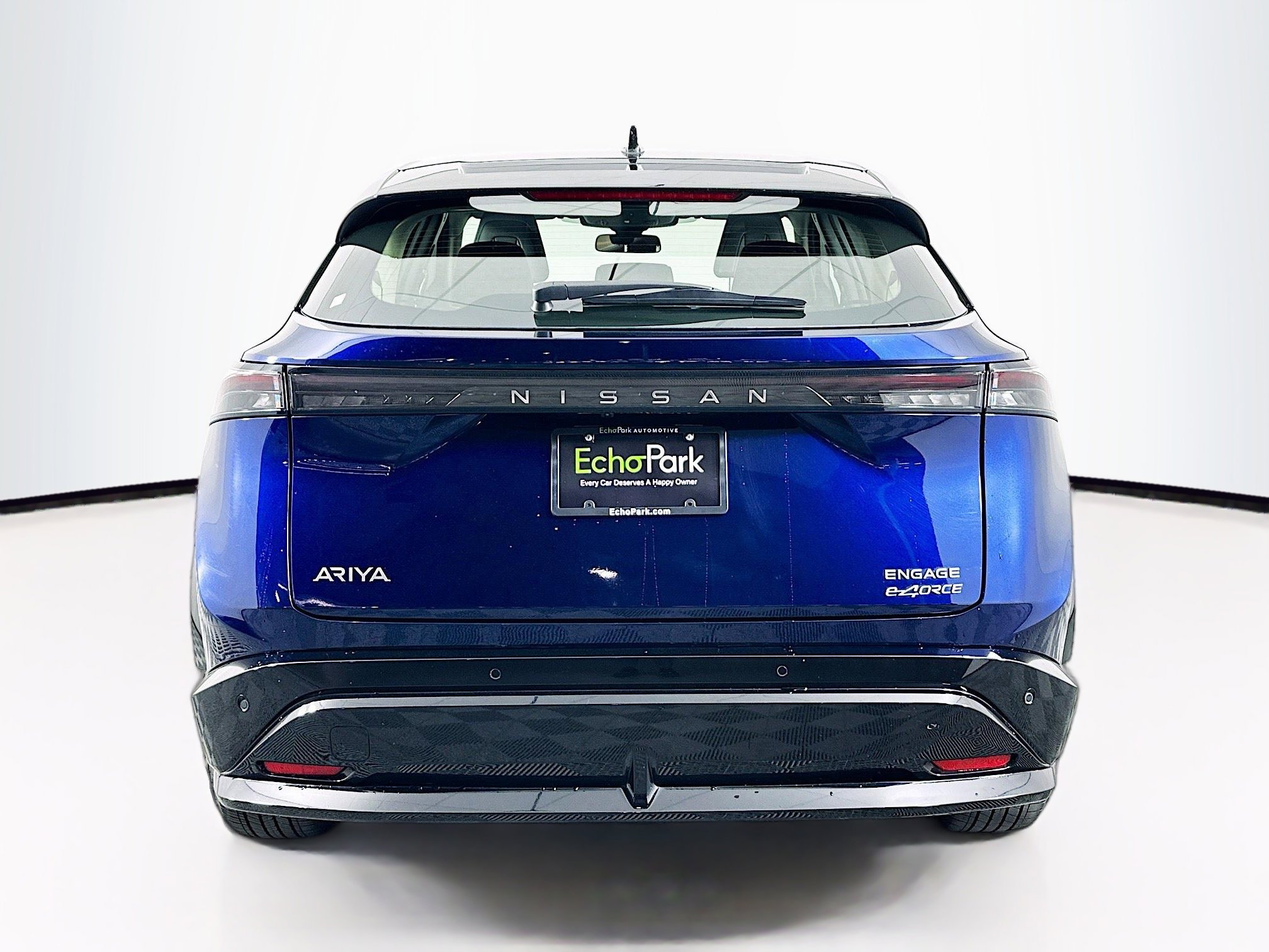 Used 2024 Nissan Ariya AWD image 7