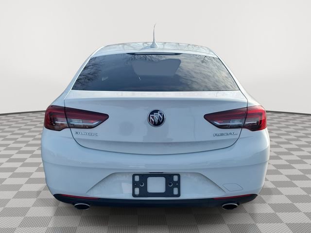 Used 2018 Buick Regal Essence image 5