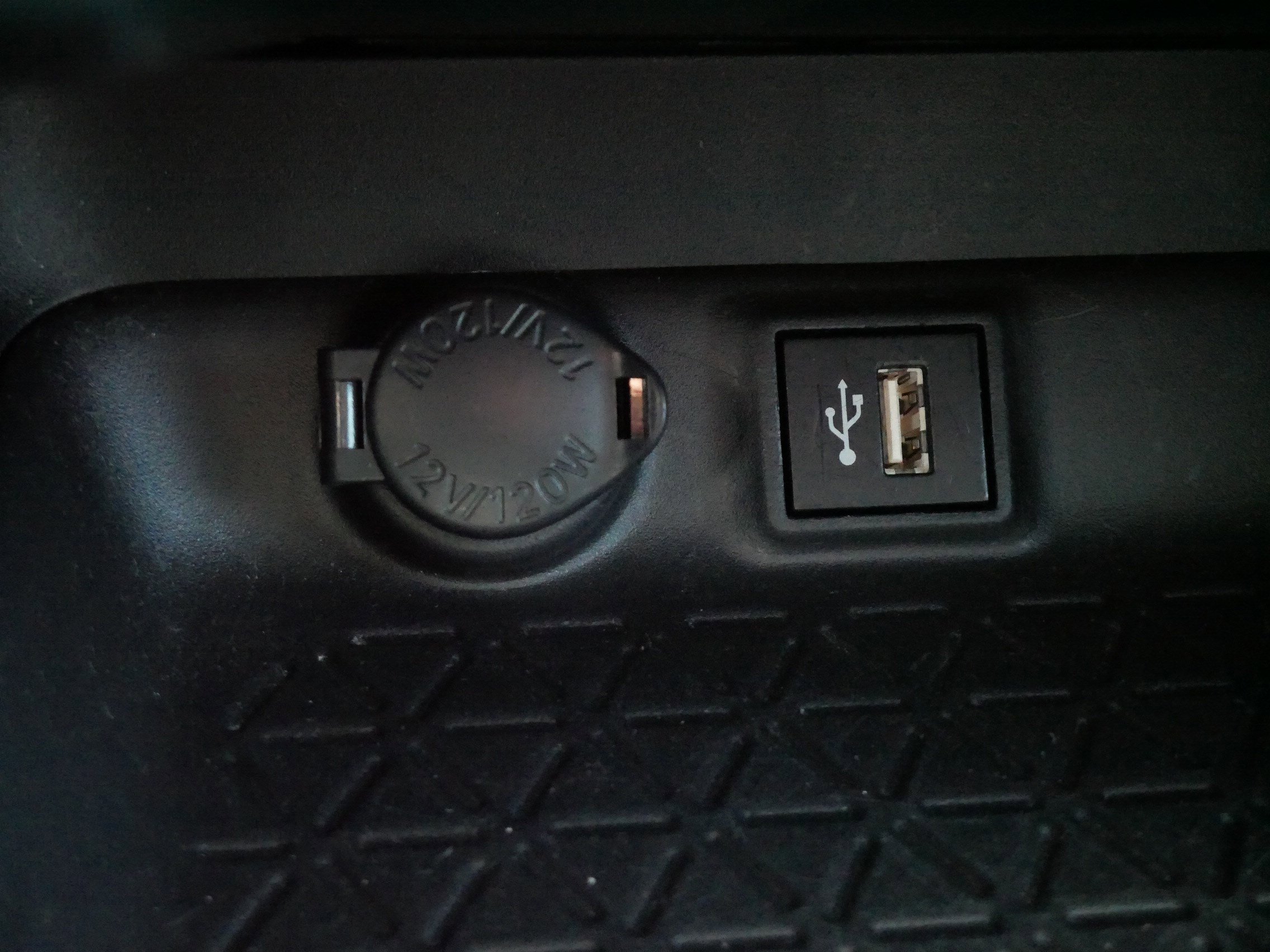 Certified 2024 Toyota RAV4 LE image 28