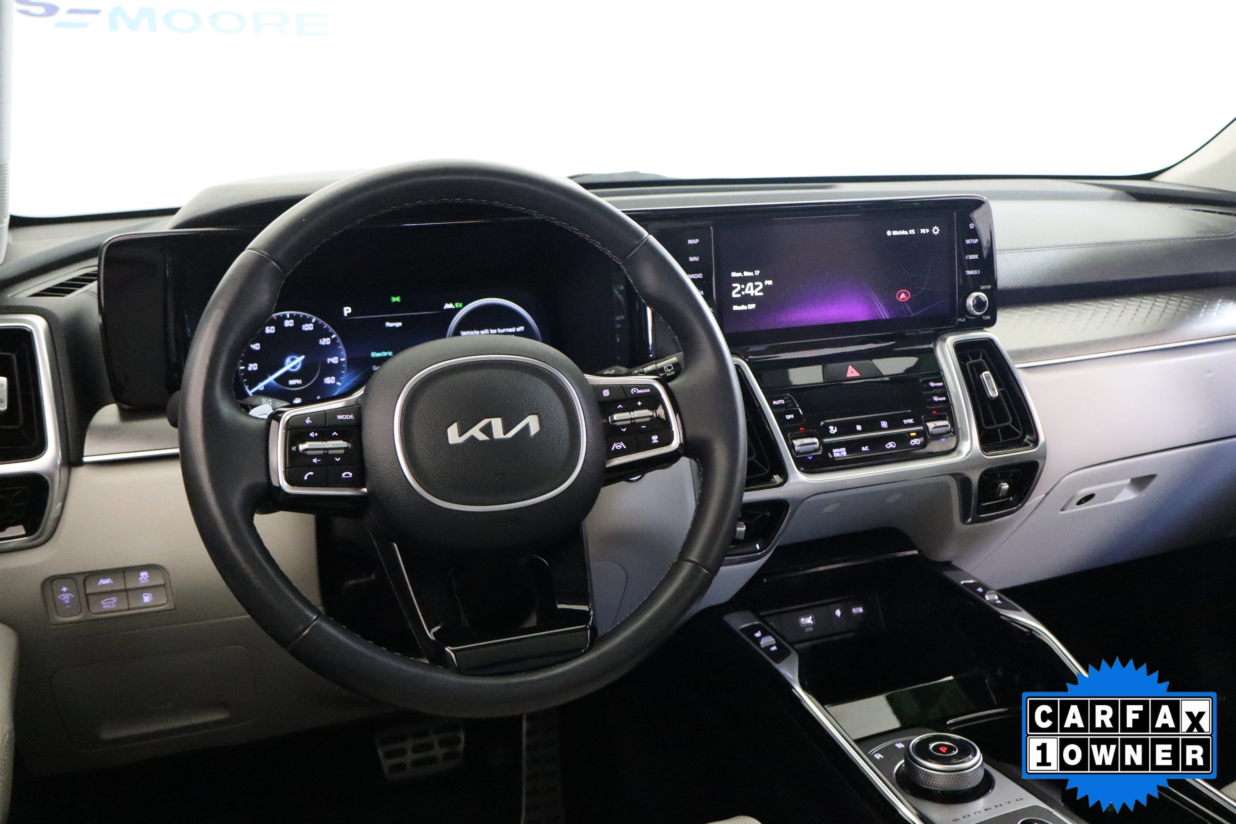 Used 2024 Kia Sorento SX Prestige image 16