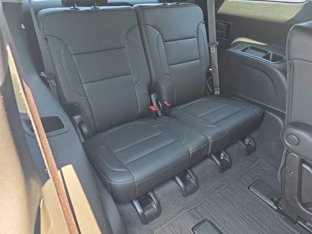 Used 2023 GMC Acadia SLT w/ Elevation Edition AWD/4WD image 12