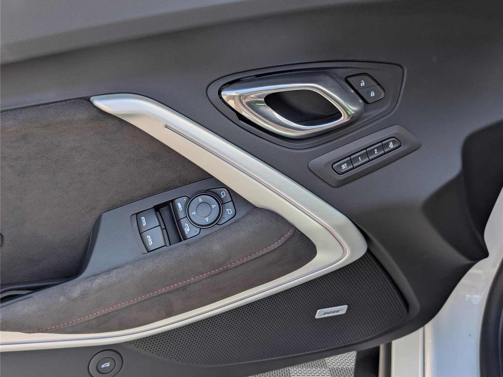 Used 2021 Chevrolet Camaro ZL1 RWD image 18