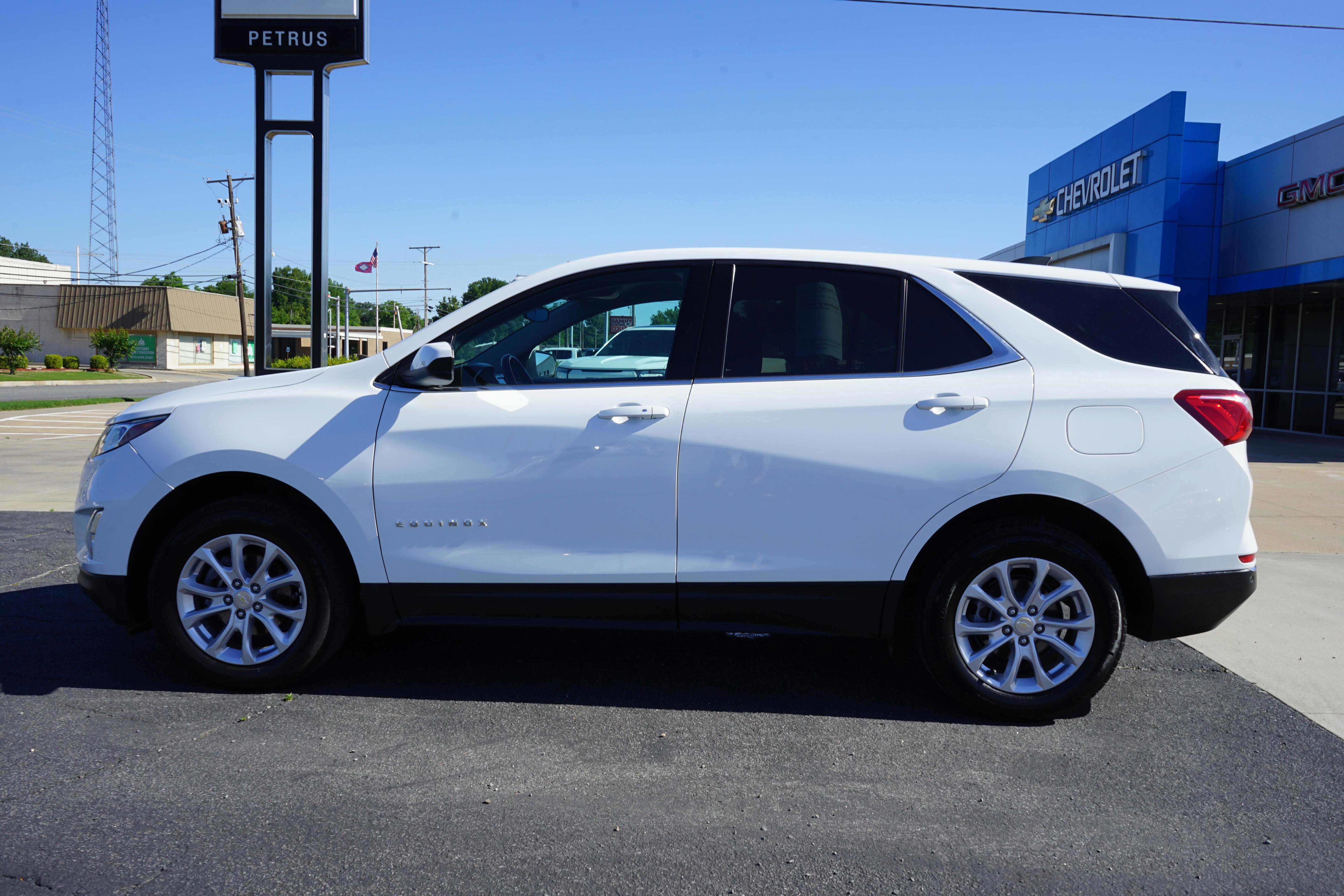 Used 2020 Chevrolet Equinox LT AWD/4WD image 2