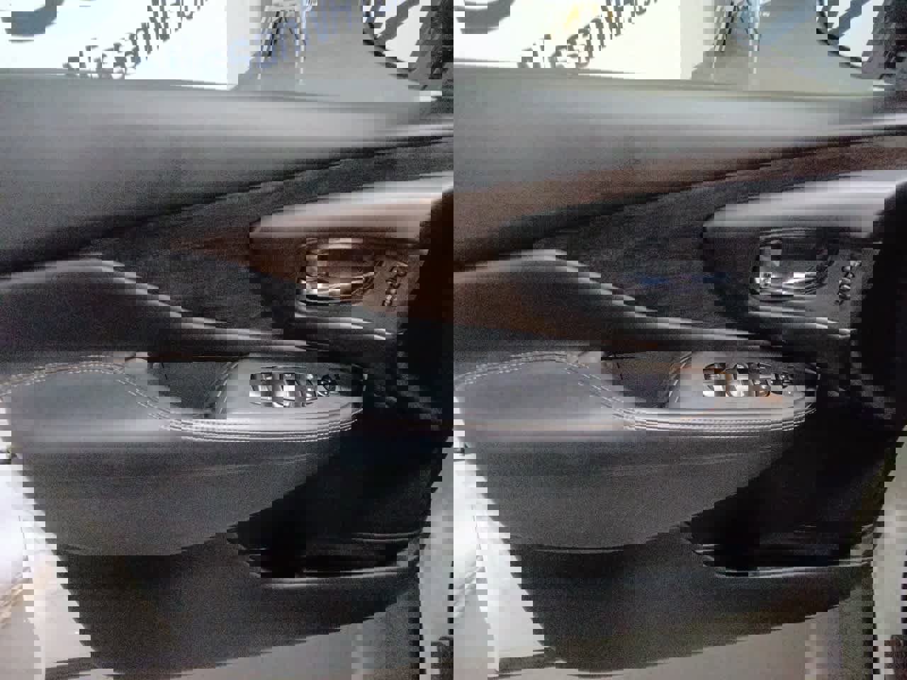 Certified 2023 Nissan Murano Platinum w/ Cargo Package image 9