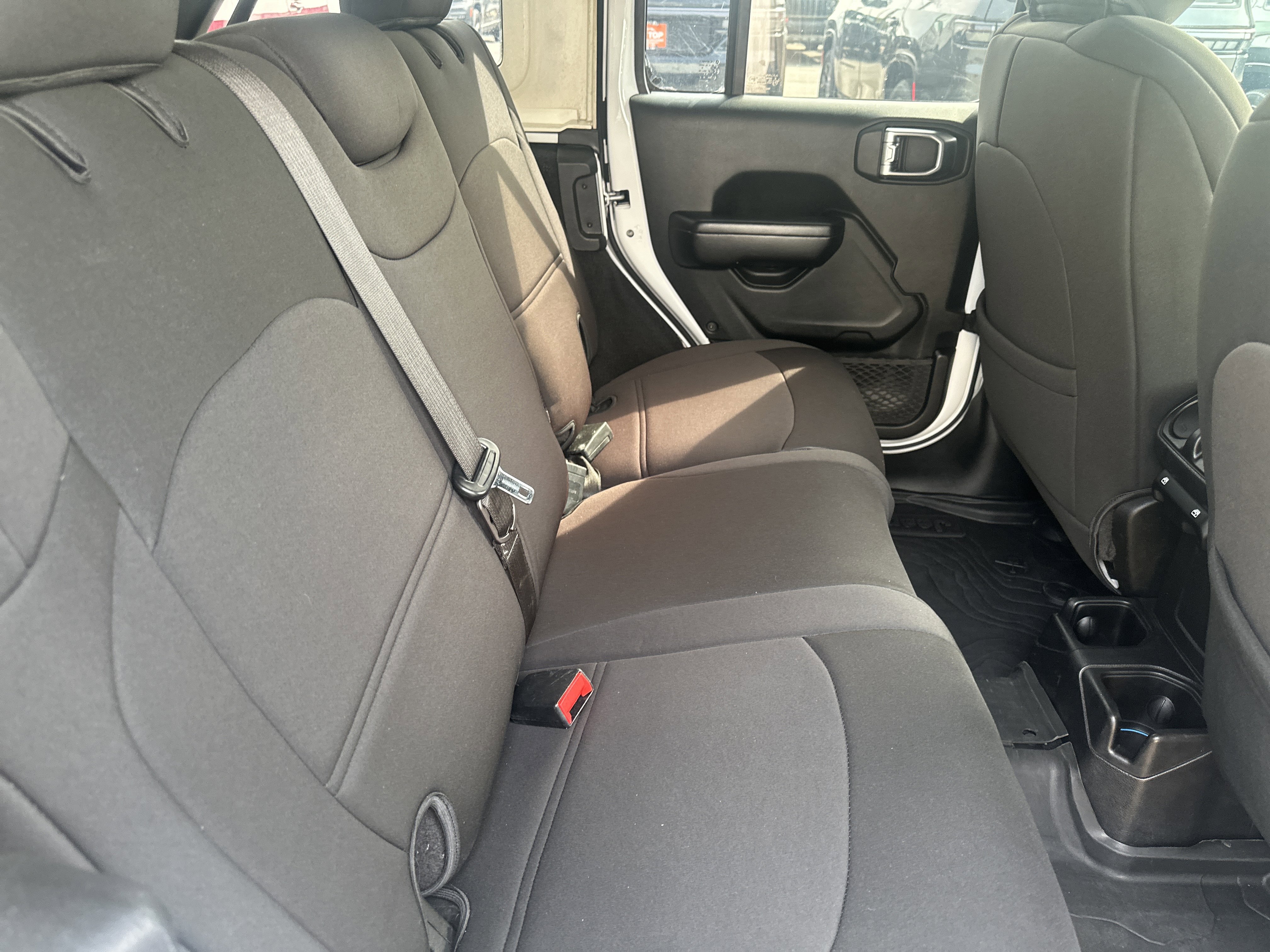 Used 2020 Jeep Wrangler Unlimited Sport image 30