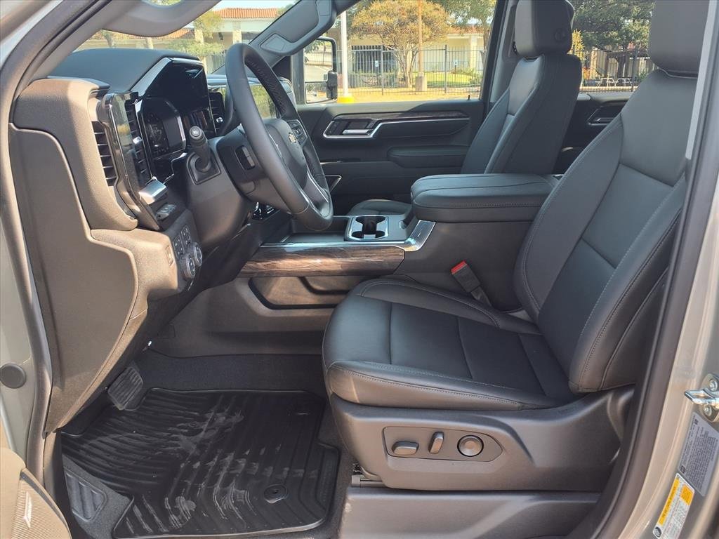 New 2026 Chevrolet Silverado 3500 LTZ w/ LTZ Plus Package image 6