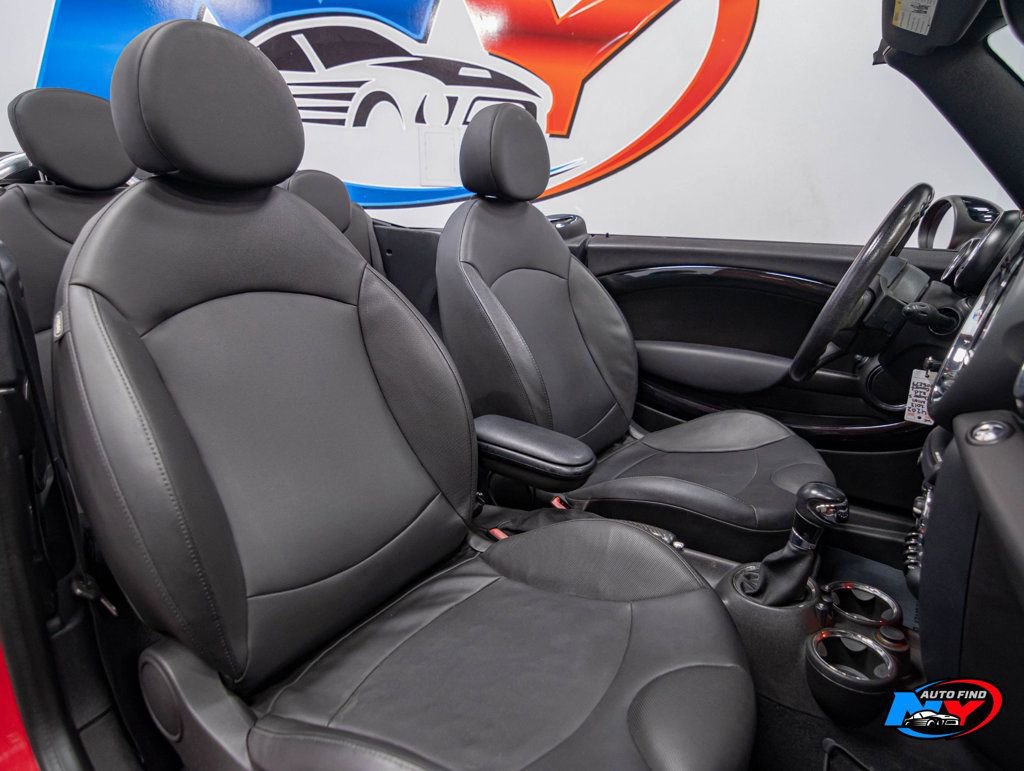 Used 2013 MINI Cooper S image 19