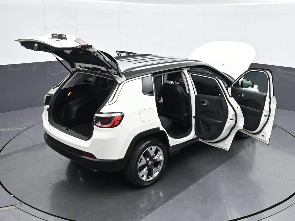 Used 2021 Jeep Compass Limited AWD/4WD image 39