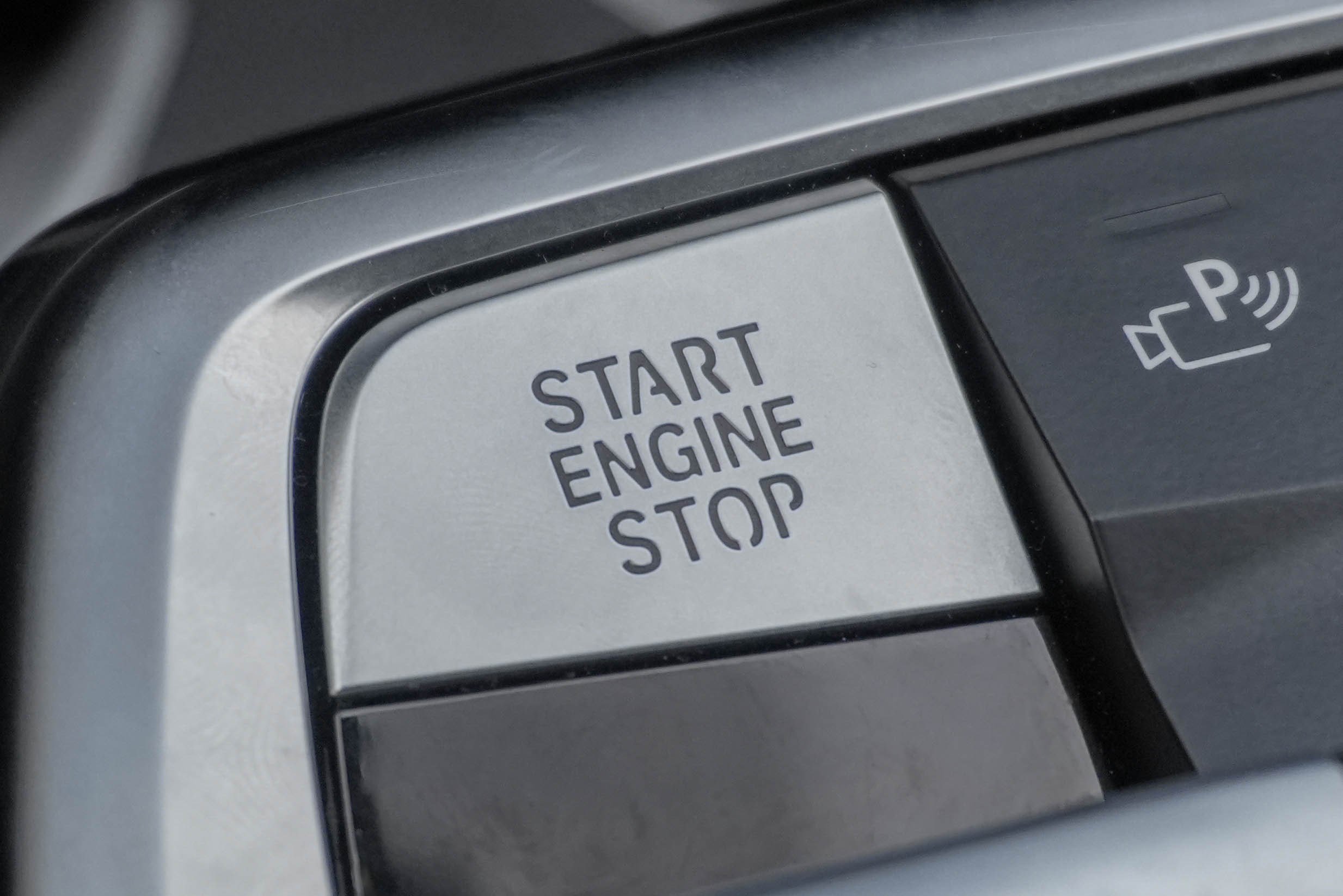 Certified 2025 BMW X2 xDrive28i image 27