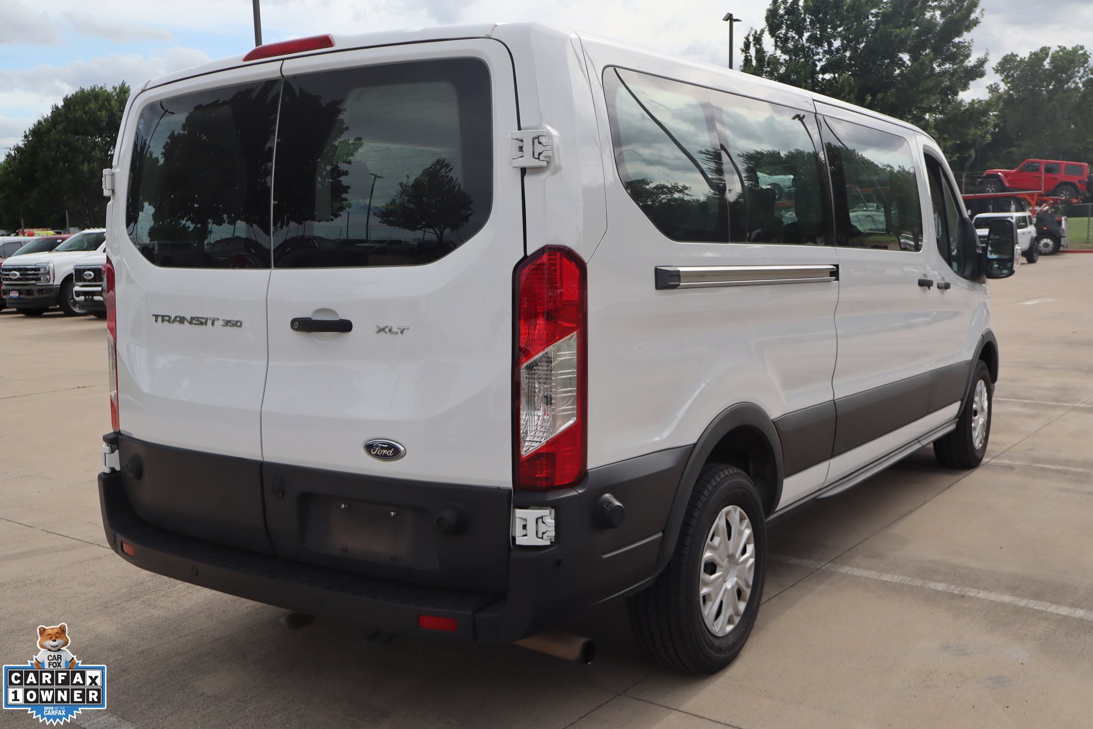 Used 2024 Ford Transit 350 XLT RWD image 3