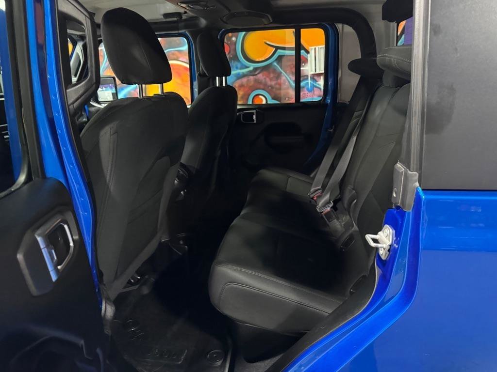 Used 2021 Jeep Gladiator Sport AWD/4WD image 13