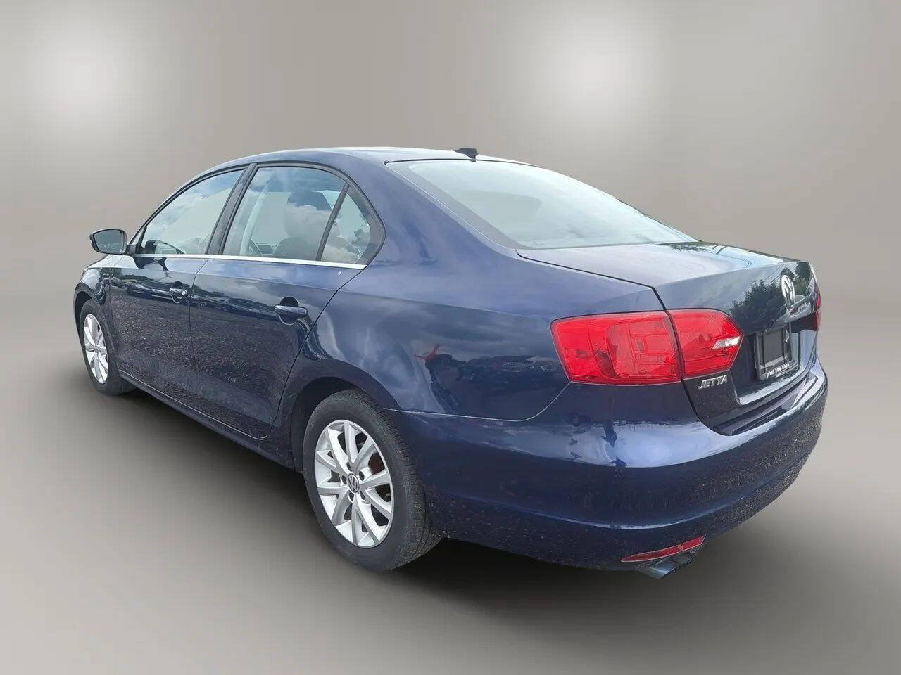 Used 2014 Volkswagen Jetta SE FWD image 5