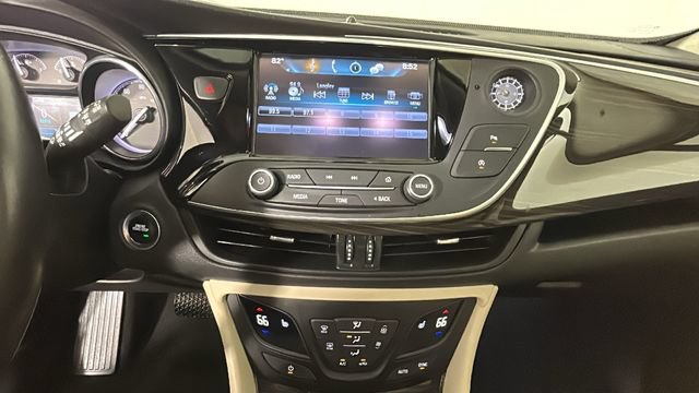Used 2020 Buick Envision Essence FWD image 24