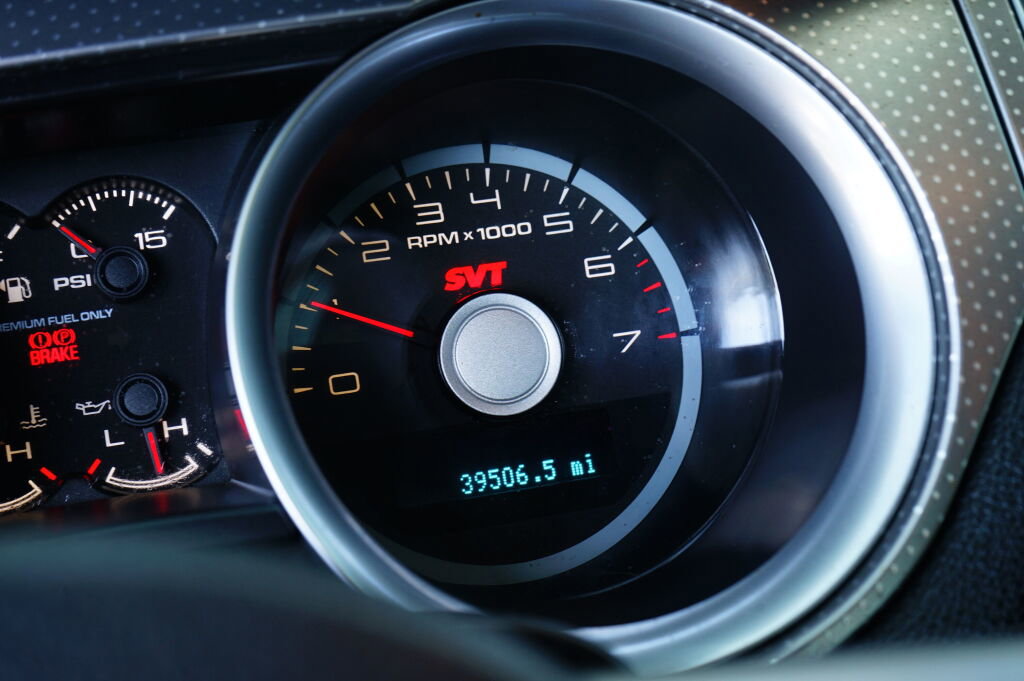 Used 2012 Ford Mustang Shelby GT500 w/ SVT Performance Pkg image 29