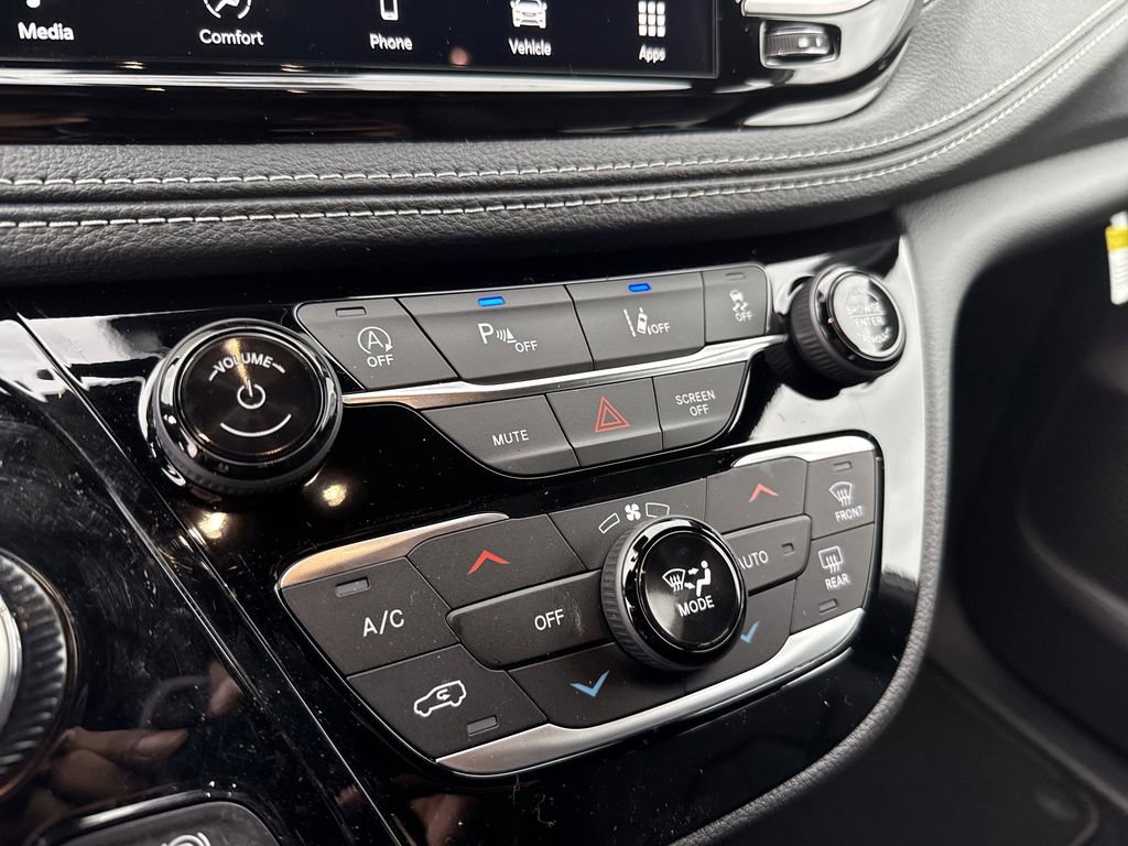 New 2026 Chrysler Pacifica Select image 23