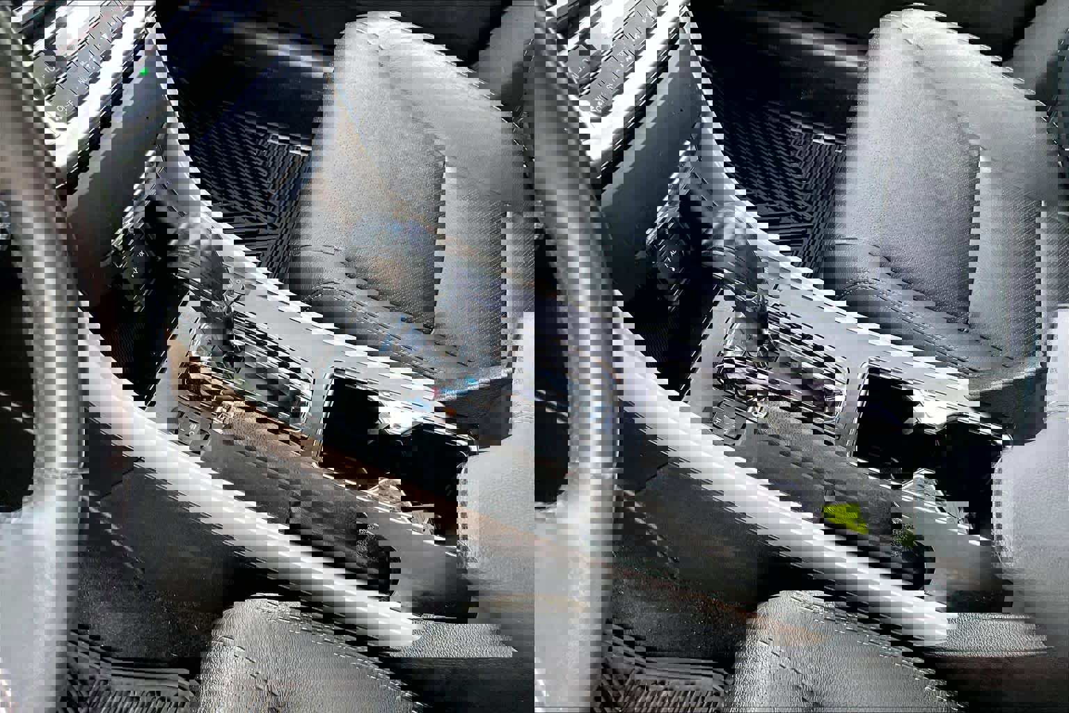 Used 2013 Honda Accord EX-L image 17