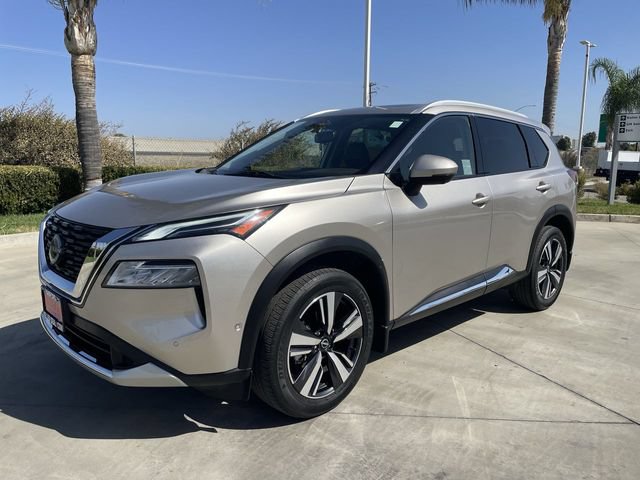 Used 2023 Nissan Rogue Platinum FWD image 1