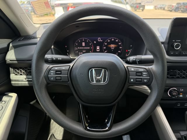 Used 2025 Honda Accord LX image 13