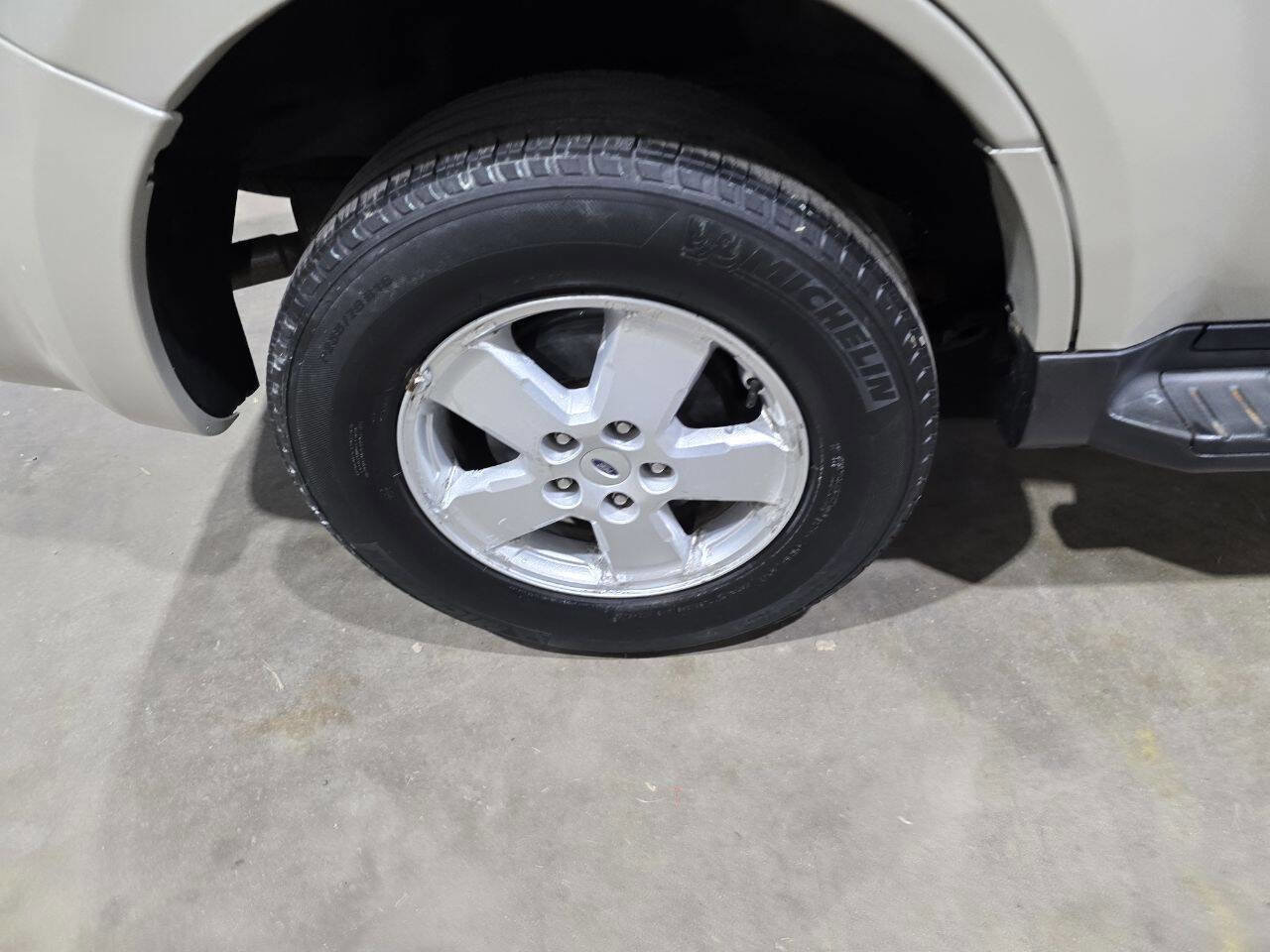 Used 2008 Ford Escape XLT image 23