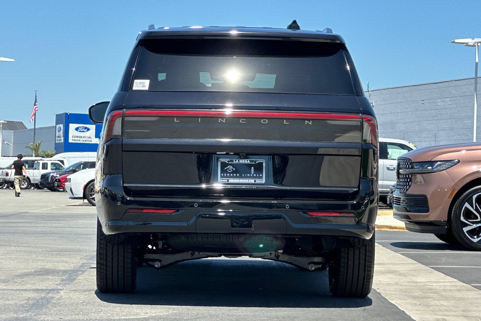 New 2026 Lincoln Navigator L Black Label AWD/4WD image 4
