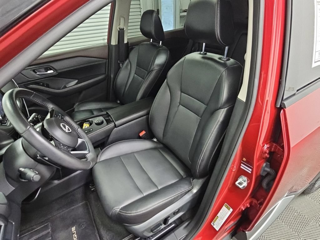 Used 2023 Nissan Rogue SL AWD/4WD image 26