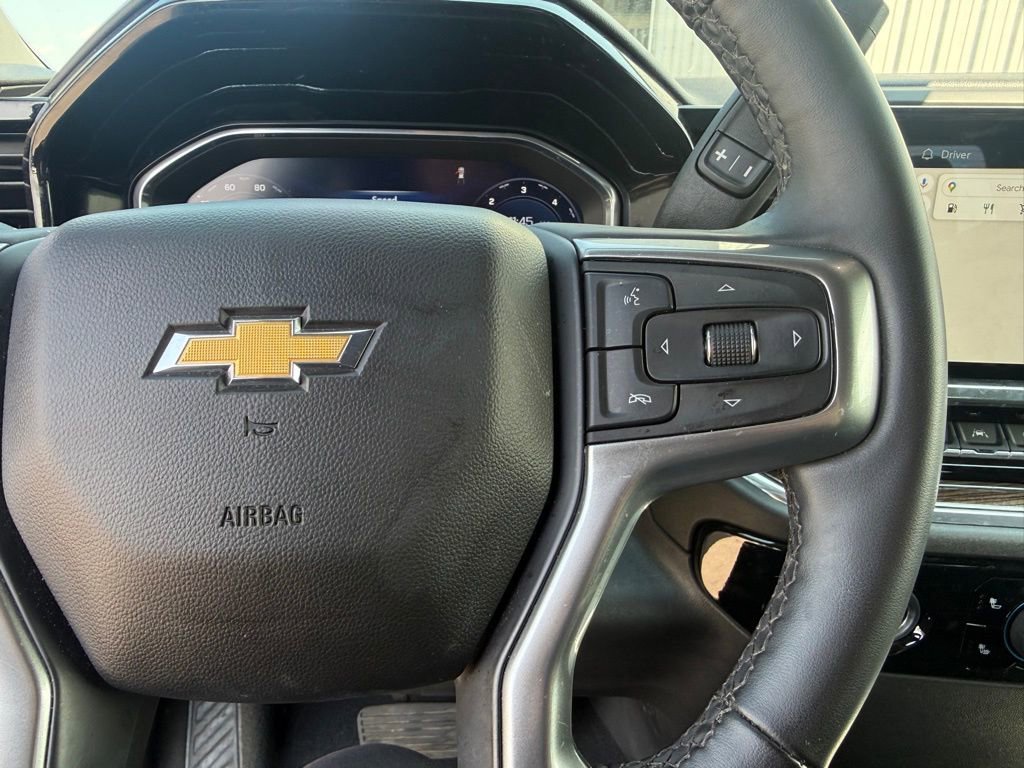 Used 2024 Chevrolet Silverado 1500 LT image 12