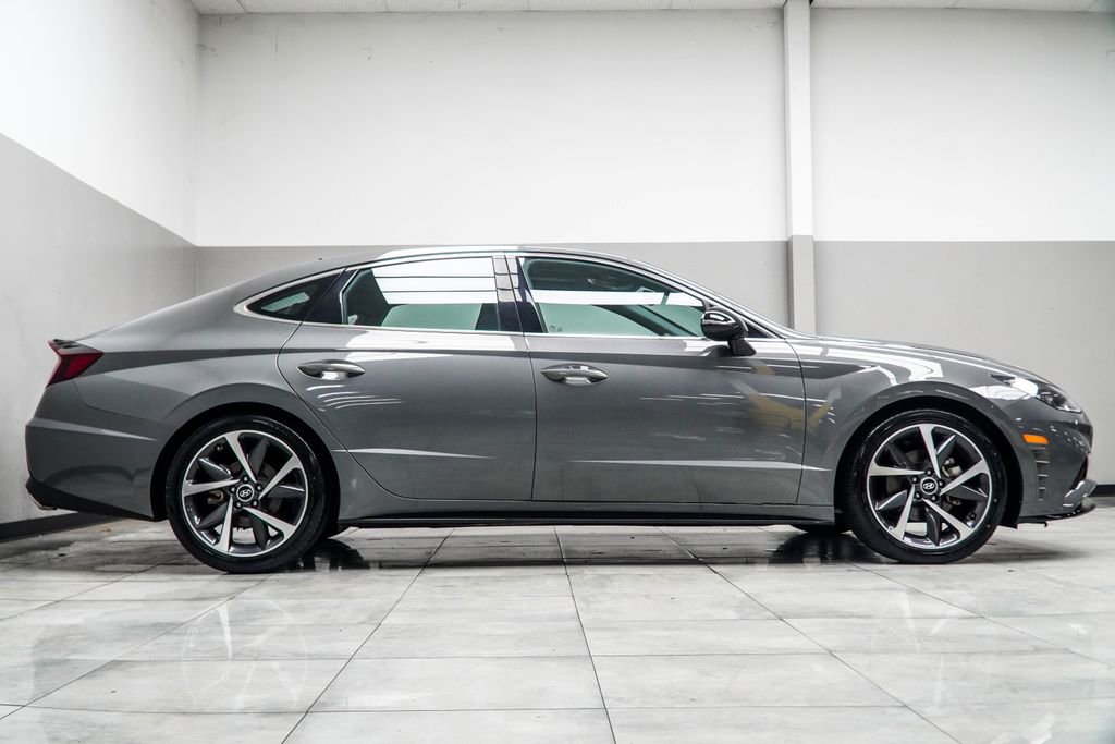 Used 2023 Hyundai Sonata SEL Plus w/ Preferred Accessory Package FWD image 7