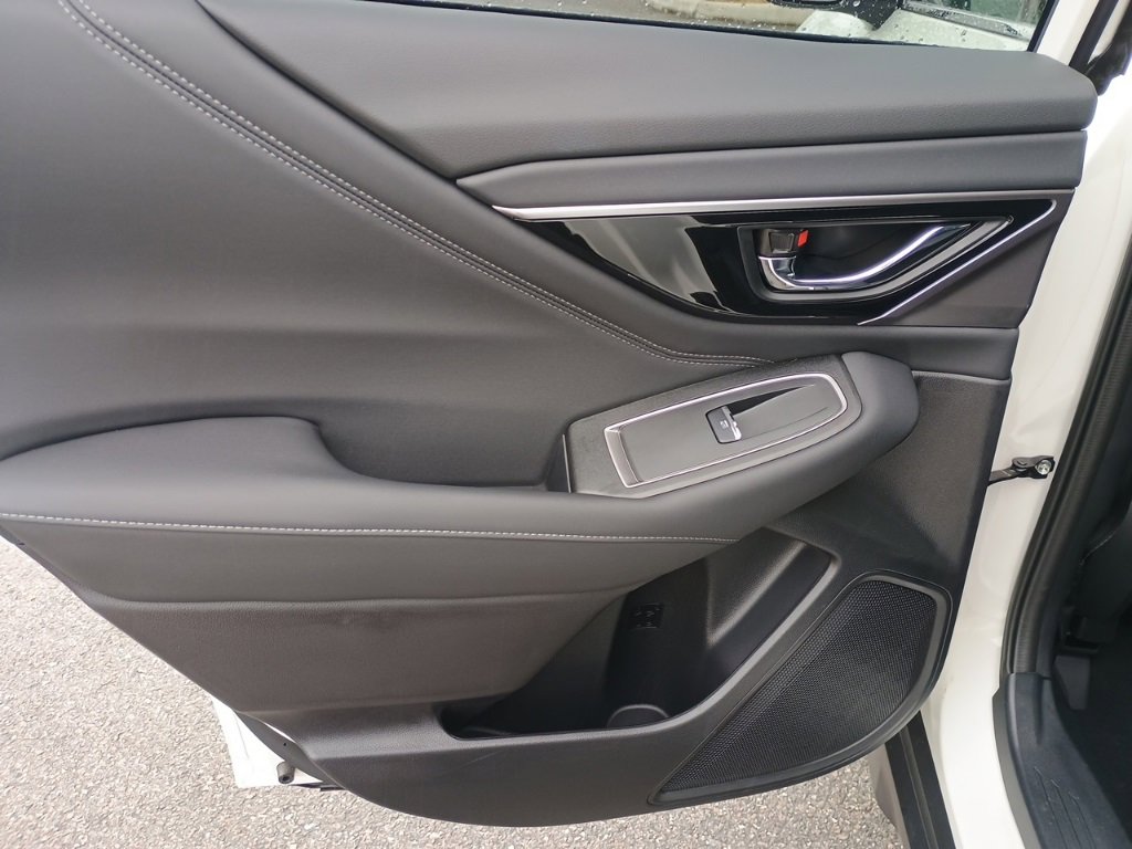 Used 2025 Subaru Outback Limited w/ Popular Package #2 image 15