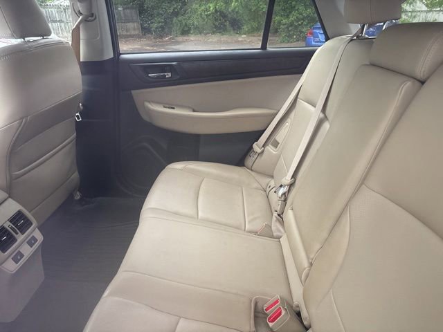 Used 2015 Subaru Outback 2.5i Limited AWD/4WD image 10
