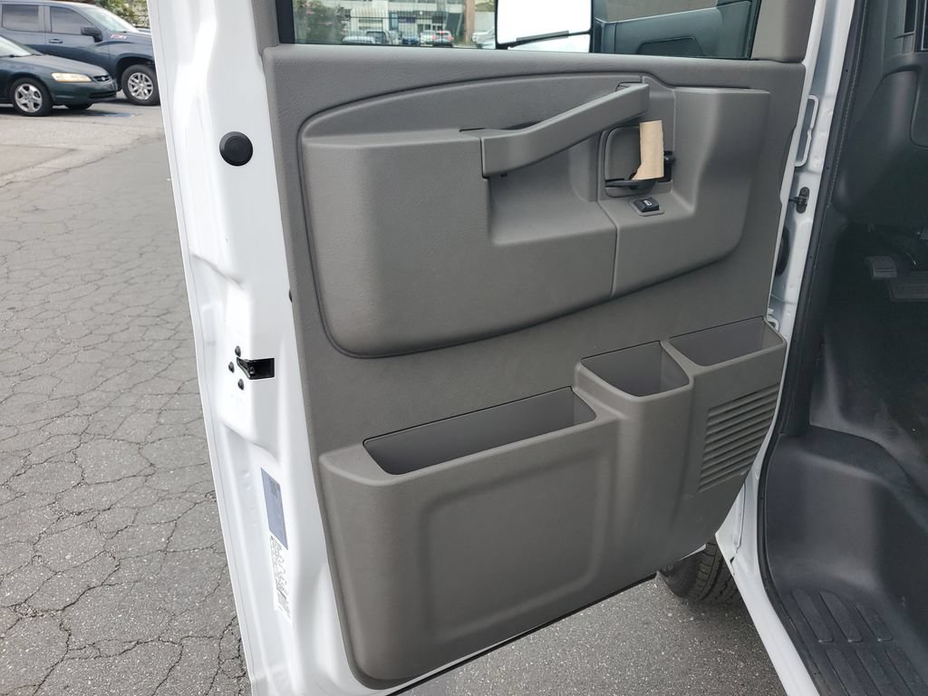 New 2026 Chevrolet Express 3500 w/ Power Convenience Package RWD image 26