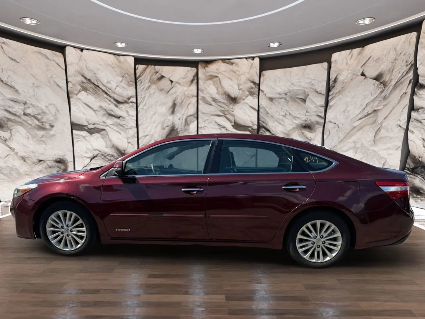 Used 2015 Toyota Avalon XLE Premium FWD image 5