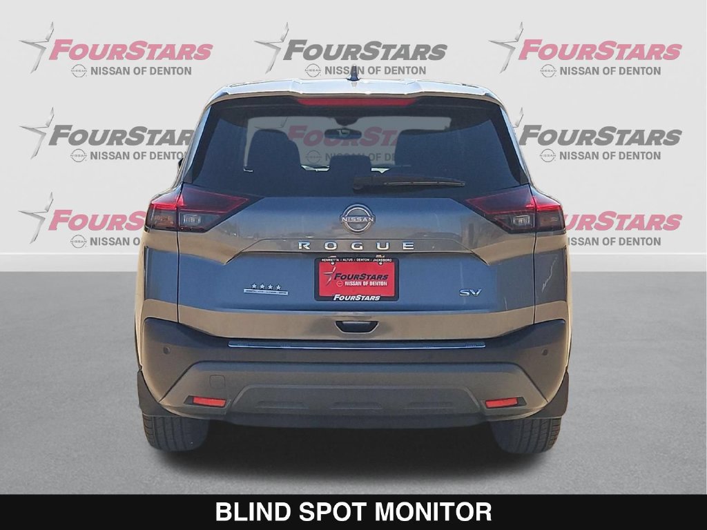 Used 2023 Nissan Rogue SV FWD image 5