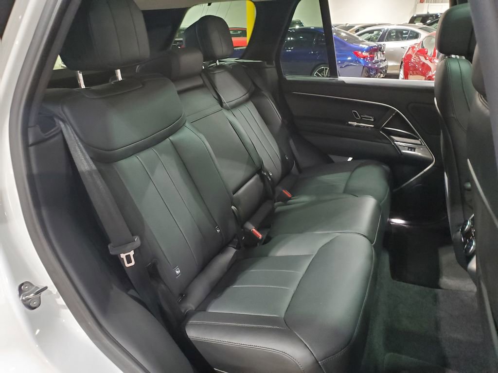Used 2024 Land Rover Range Rover SE AWD/4WD image 21