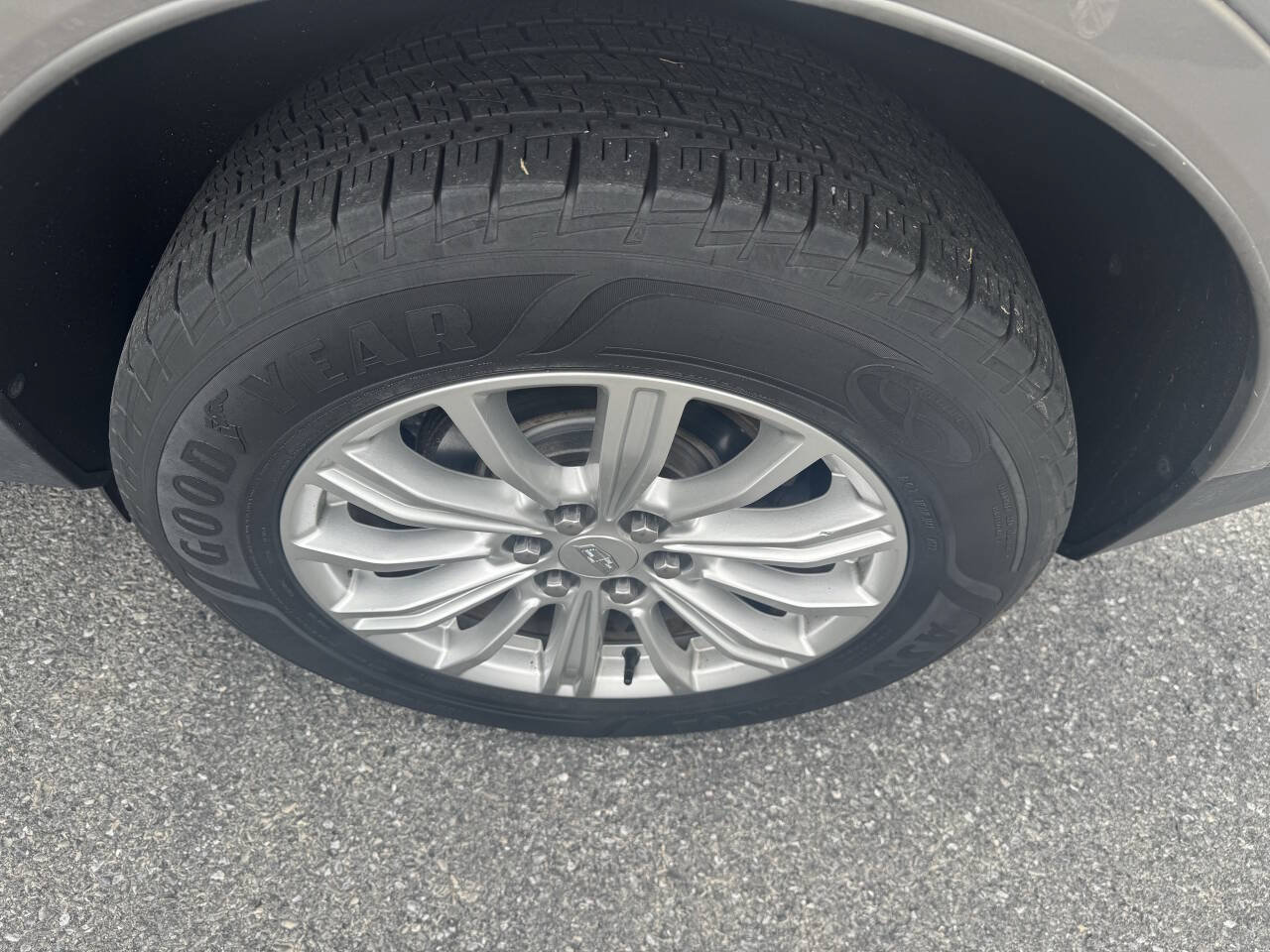 Used 2018 Cadillac XT5 FWD image 39