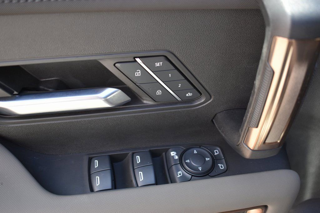 New 2025 GMC Hummer EV 2X w/ LPO, Illumination Package image 12