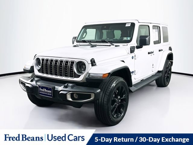 Used 2025 Jeep Wrangler Unlimited Sahara image 3