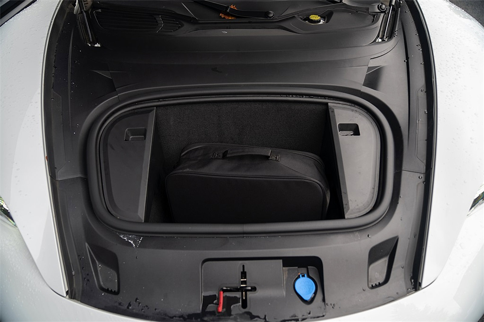 Certified 2023 Porsche Taycan image 21