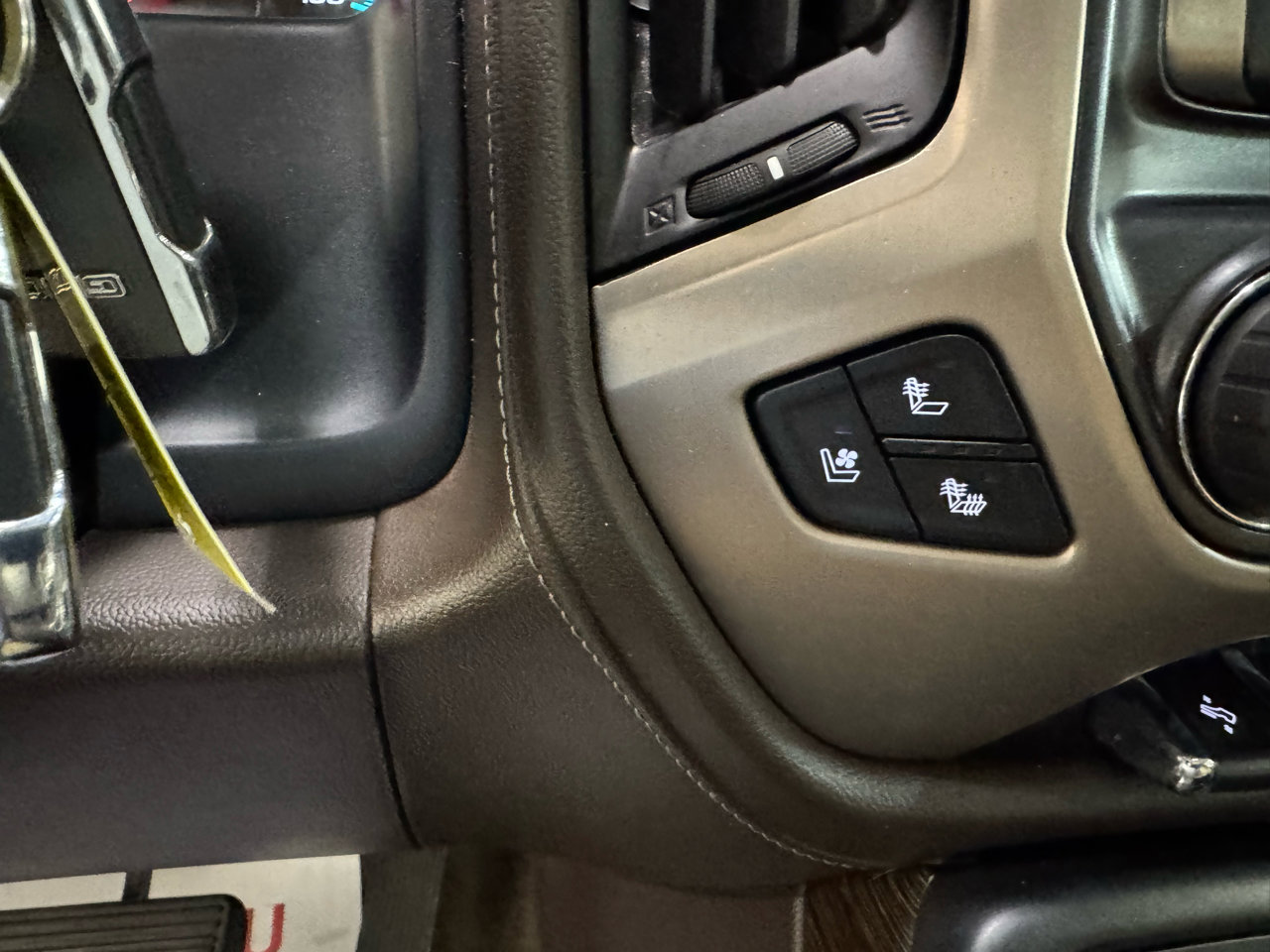 Used 2018 GMC Sierra 1500 Denali w/ Denali Ultimate Package image 31