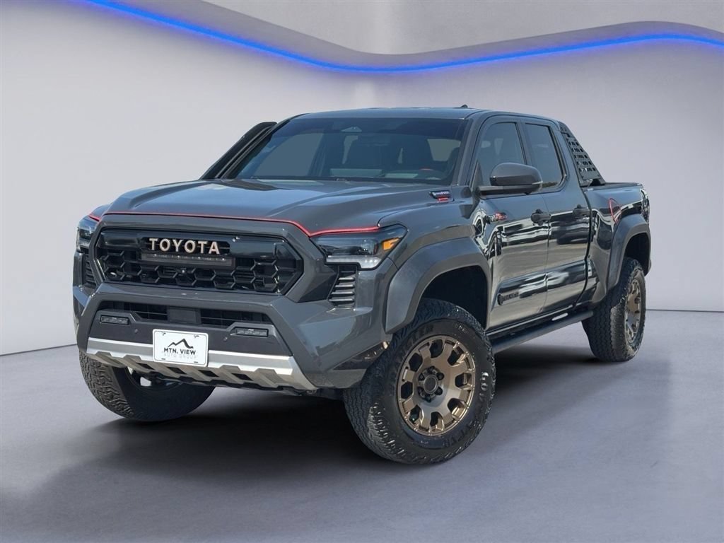 Used 2024 Toyota Tacoma 4x4 Double Cab Hybrid image 2