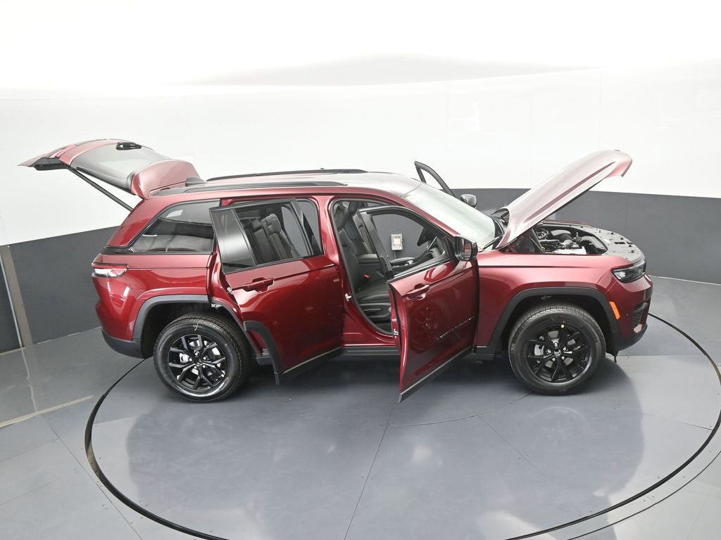 New 2025 Jeep Grand Cherokee Altitude image 63
