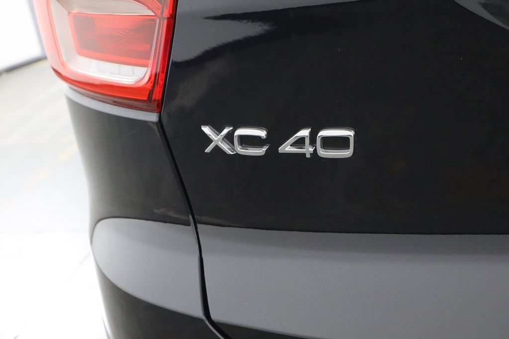 Used 2019 Volvo XC40 T5 Inscription AWD/4WD image 39