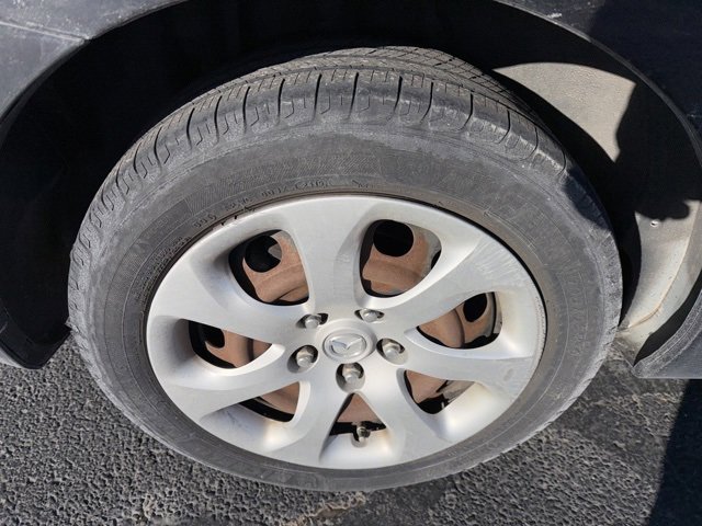 Used 2013 MAZDA MAZDA3 i SV w/ Convenience Pkg image 25