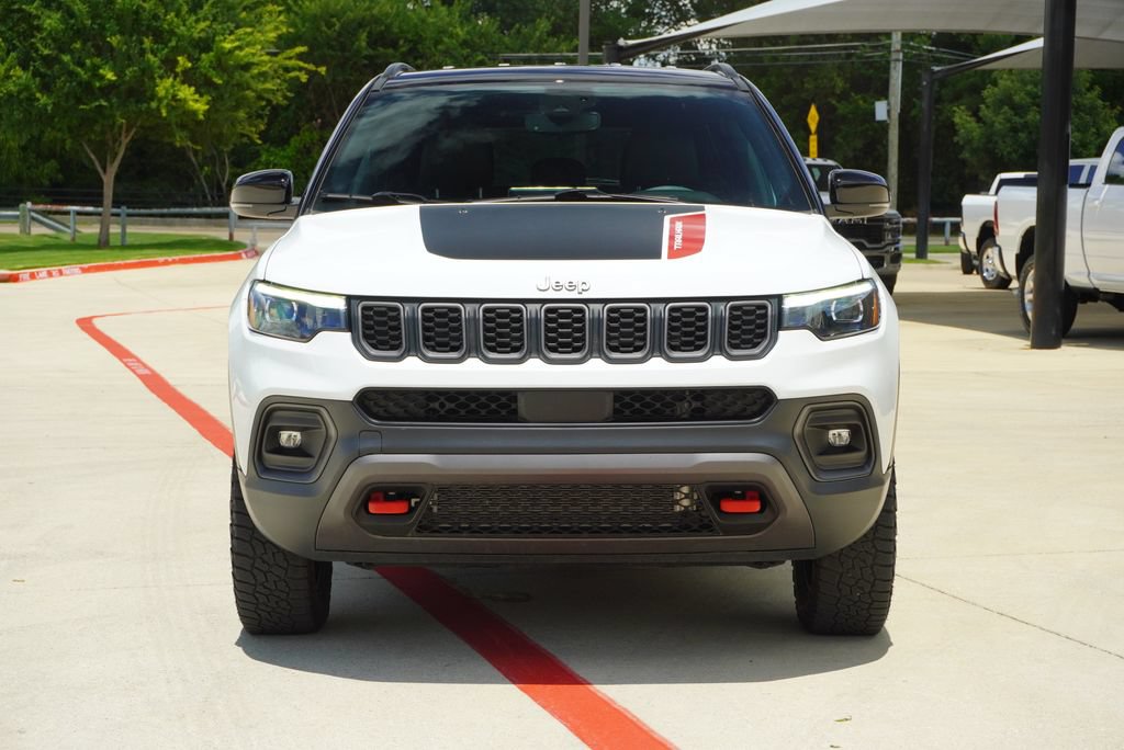 Used 2025 Jeep Compass Trailhawk w/ Trailhawk Elite Group AWD/4WD image 7