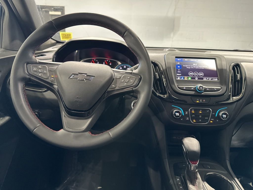 Used 2023 Chevrolet Equinox RS AWD/4WD image 8